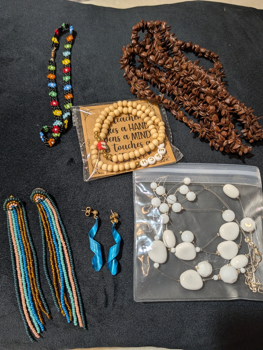 Women’s Random Fashion Jewelry Mixed Lot Multicolor